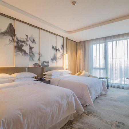 Sheraton Yunfu Xinxing Hotel מראה חיצוני תמונה