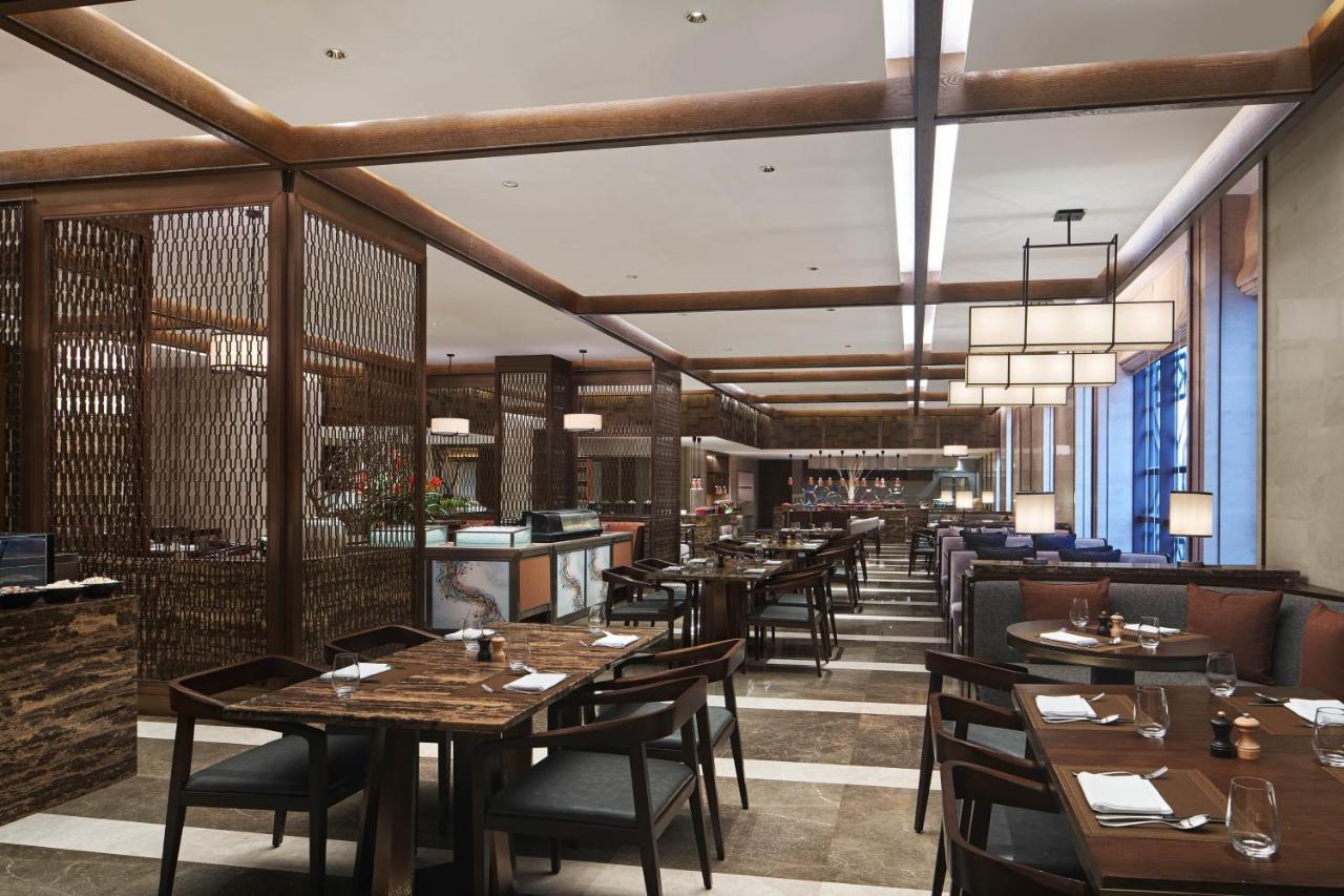 Sheraton Yunfu Xinxing Hotel מראה חיצוני תמונה