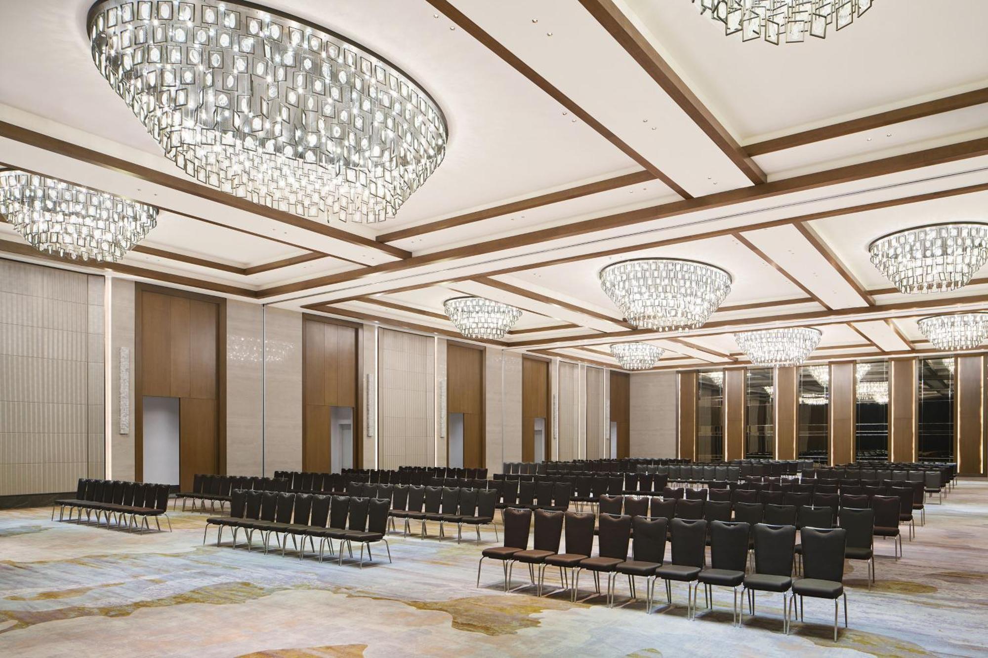 Sheraton Yunfu Xinxing Hotel מראה חיצוני תמונה
