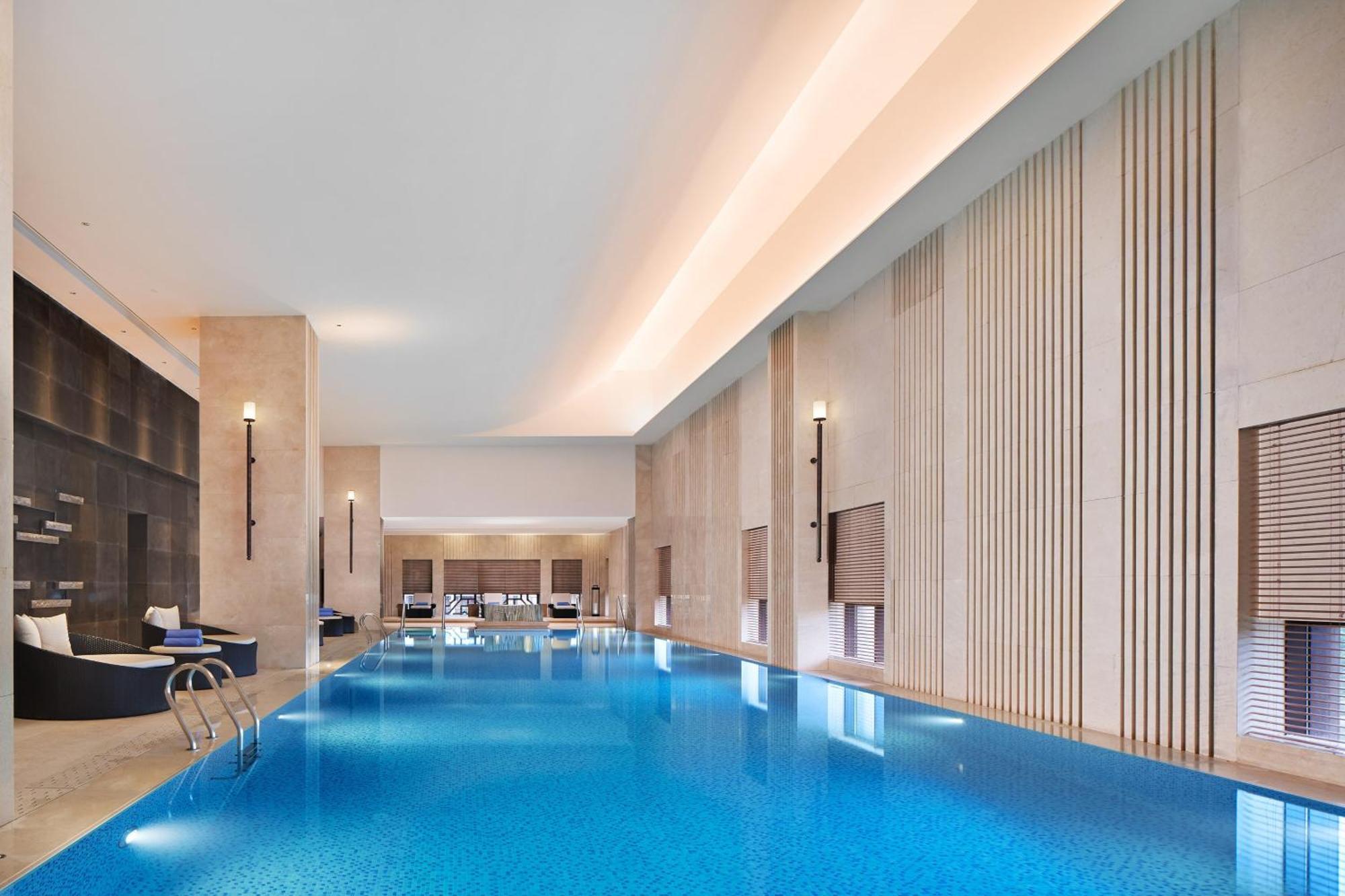 Sheraton Yunfu Xinxing Hotel מראה חיצוני תמונה