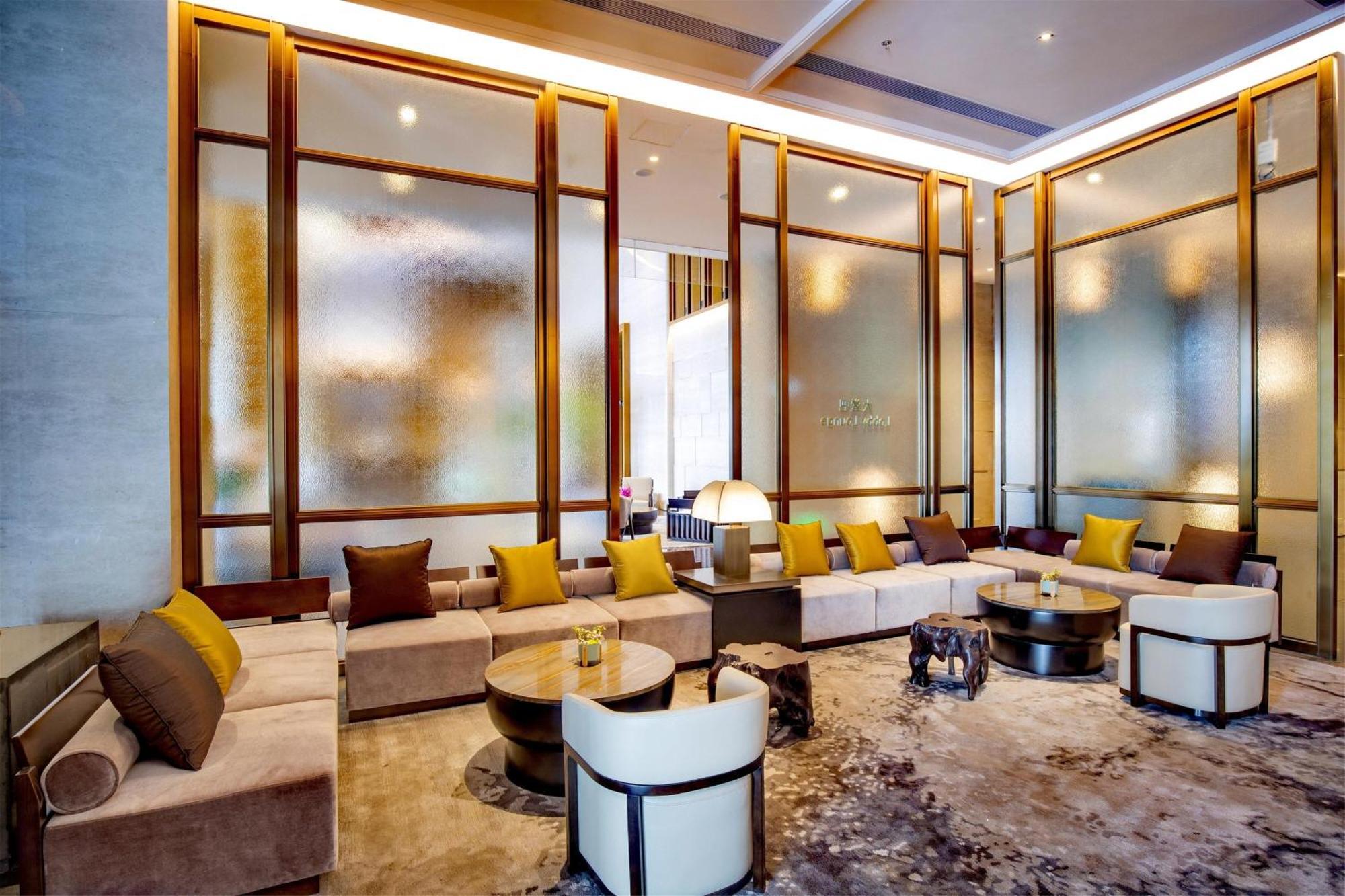 Sheraton Yunfu Xinxing Hotel מראה חיצוני תמונה