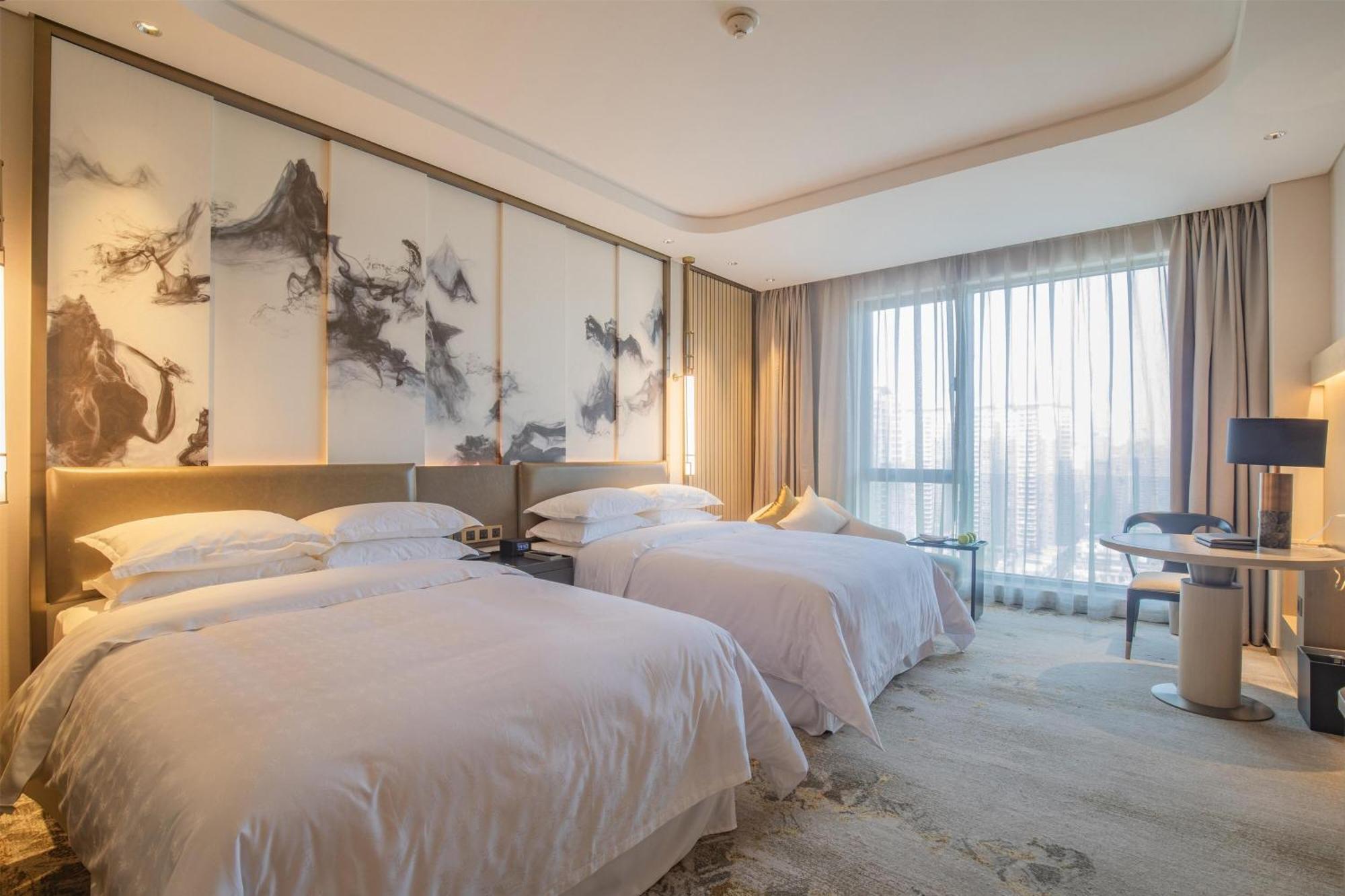 Sheraton Yunfu Xinxing Hotel מראה חיצוני תמונה